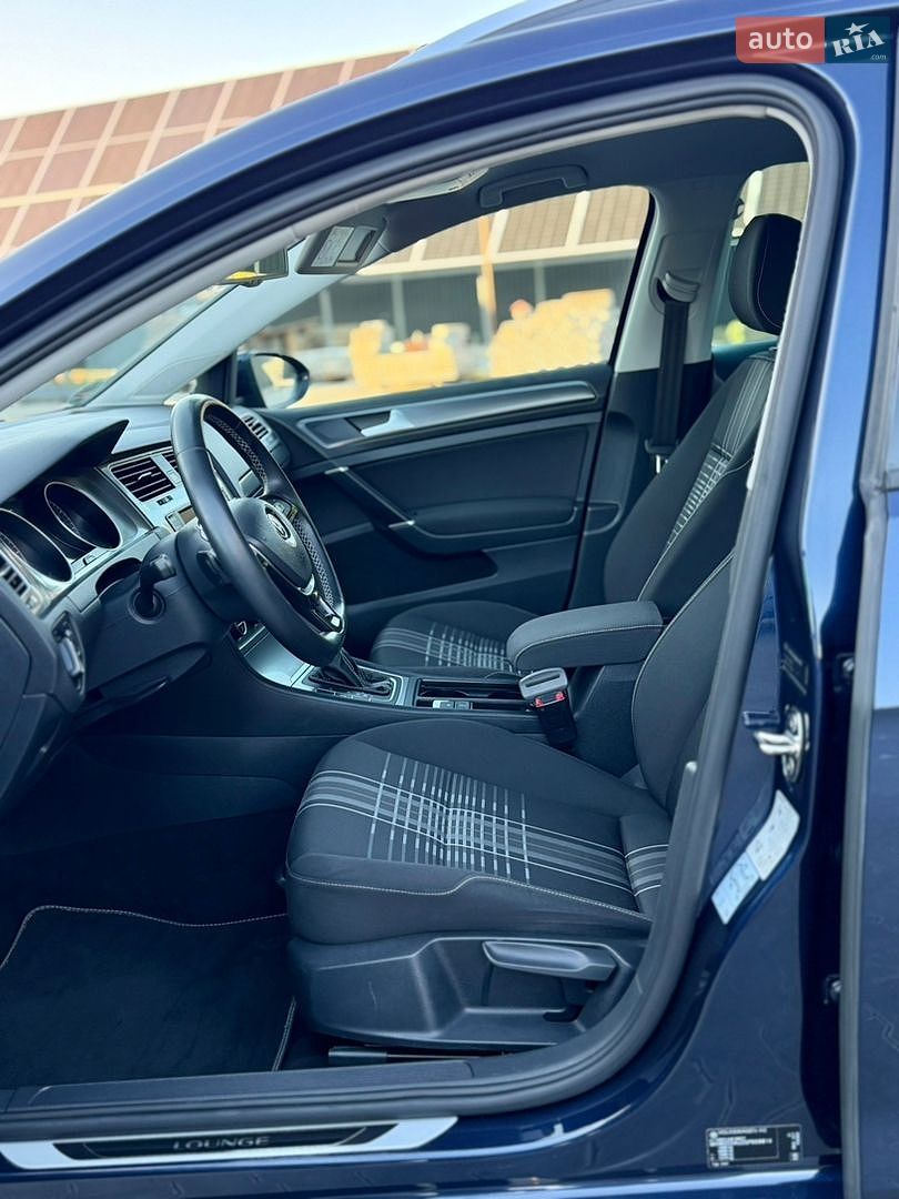 Volkswagen Golf 2016 VIN WVWZZZAUZGP559814 фото оголошення 63 з 130