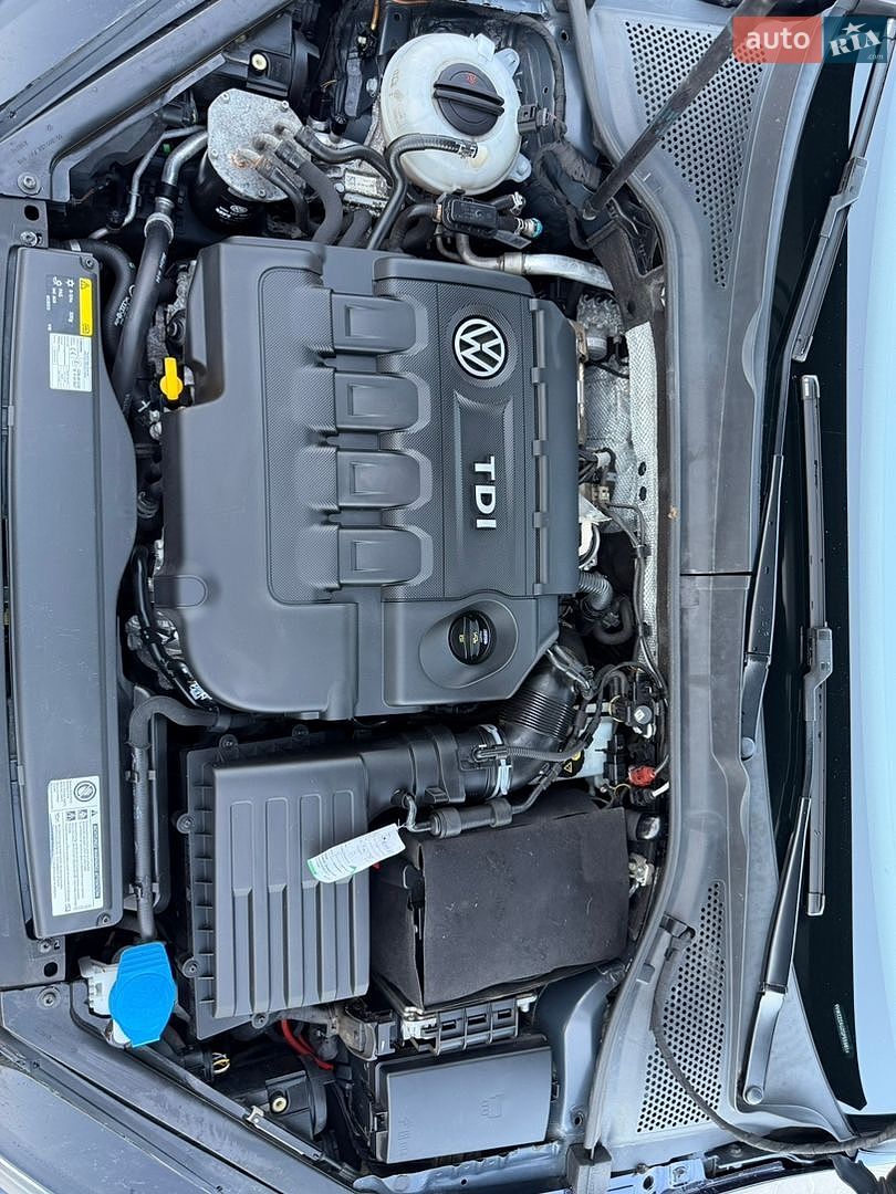 Volkswagen Golf 2016 VIN WVWZZZAUZGP559814 фото оголошення 128 з 130