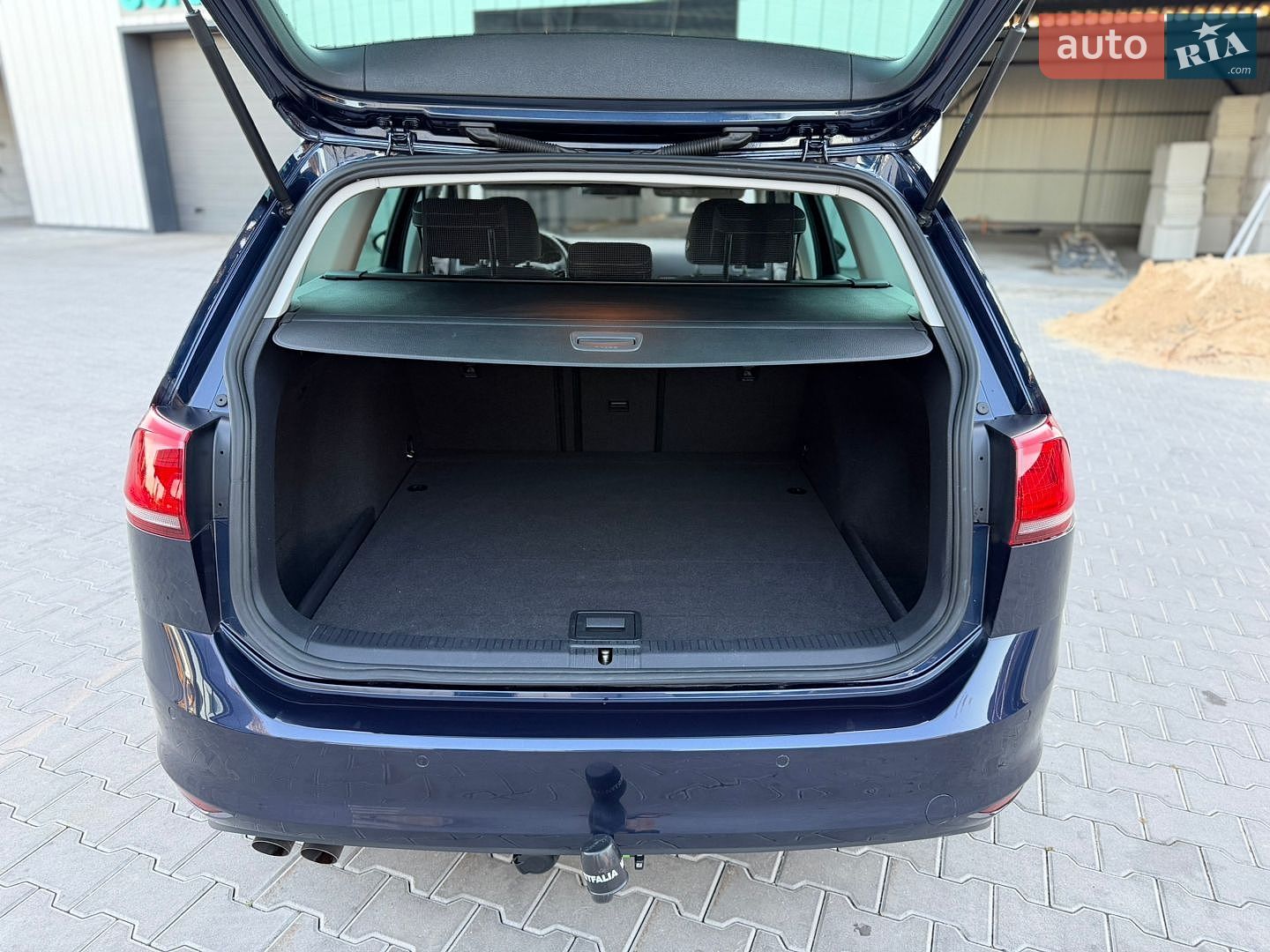 Volkswagen Golf 2016 VIN WVWZZZAUZGP559814 фото оголошення 125 з 130