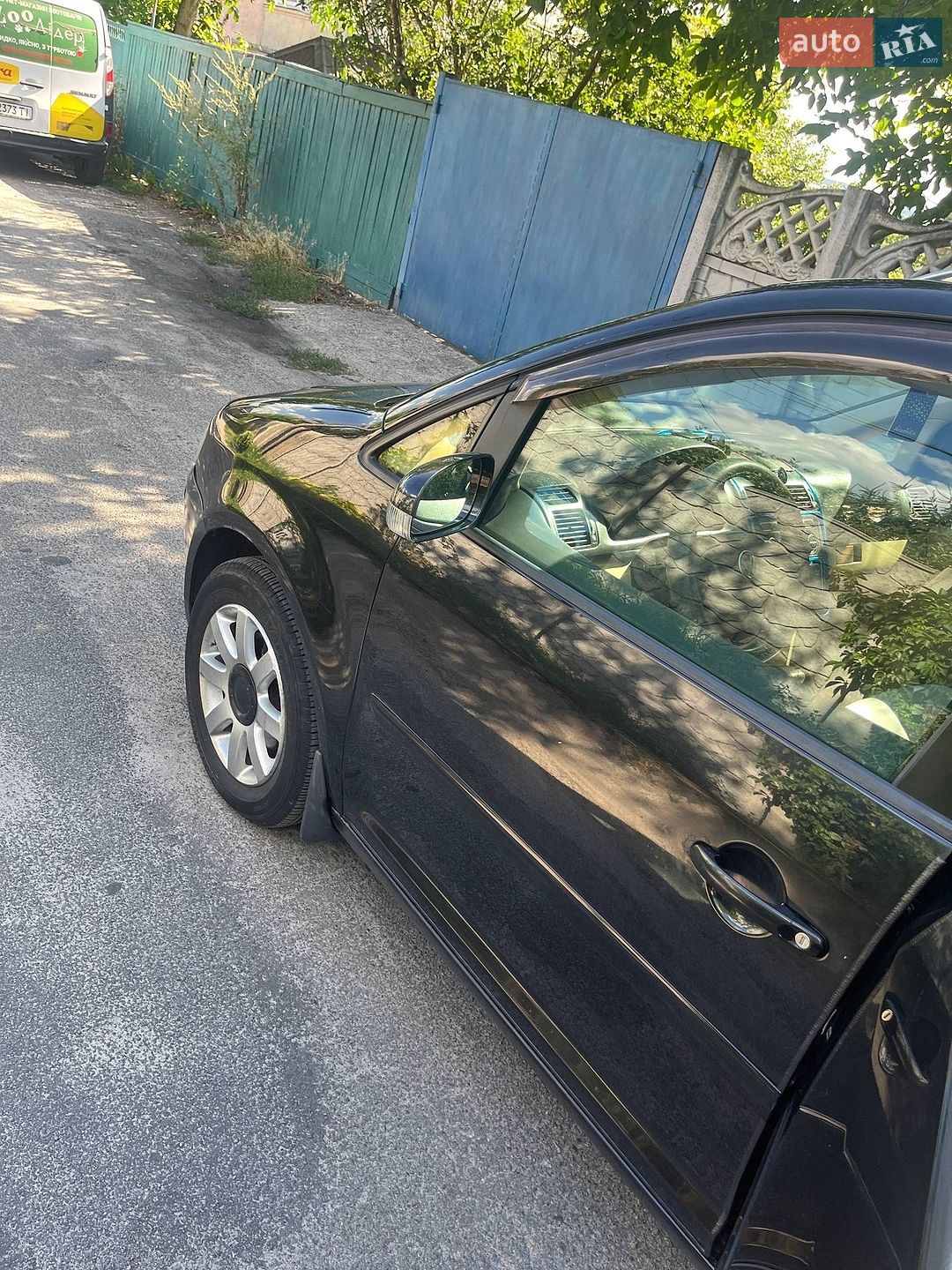 Volkswagen Touran 2006 VIN WVGZZZ1TZ6W122447 фото оголошення 2 з 15