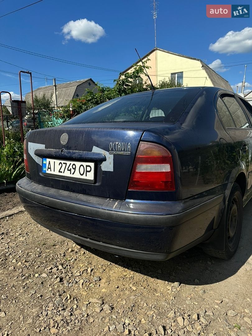 Skoda Octavia 2000 VIN TMBBE41U6Y2403144 фото оголошення 2 з 8