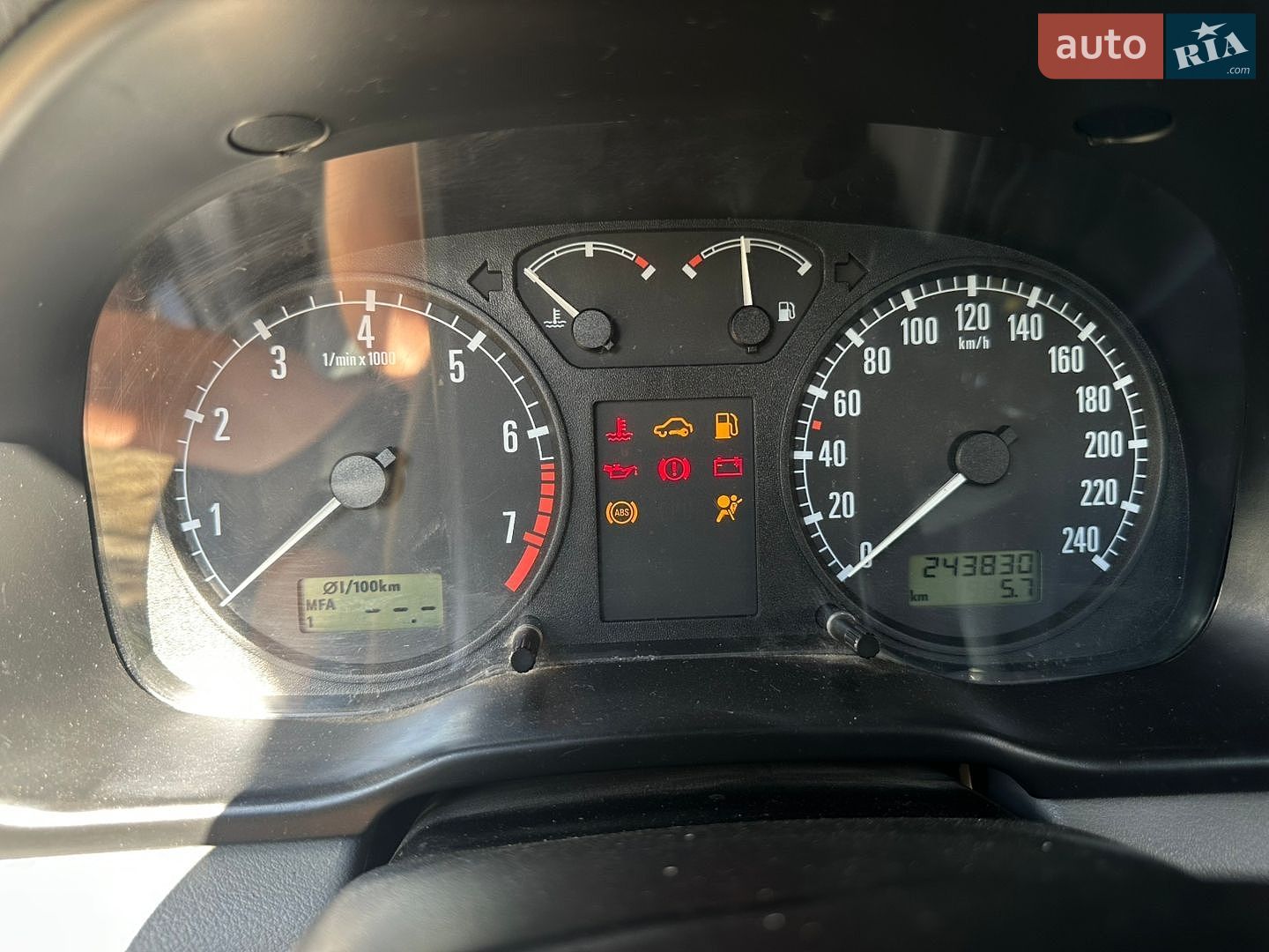 Skoda Octavia 2000 VIN TMBBE41U6Y2403144 фото оголошення 3 з 8