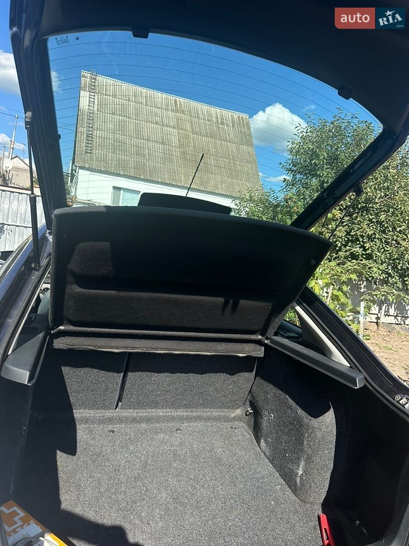 Skoda Octavia 2000 VIN TMBBE41U6Y2403144 фото оголошення 4 з 8