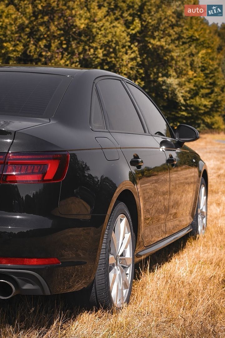 Audi A4 2018 VIN WAUKMAF47JN013150 фото оголошення 14 з 42