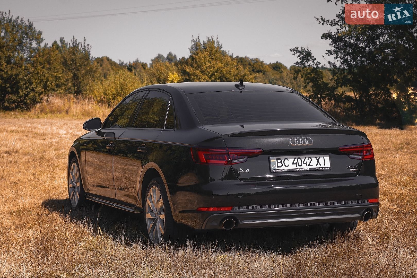 Audi A4 2018 VIN WAUKMAF47JN013150 фото оголошення 9 з 42