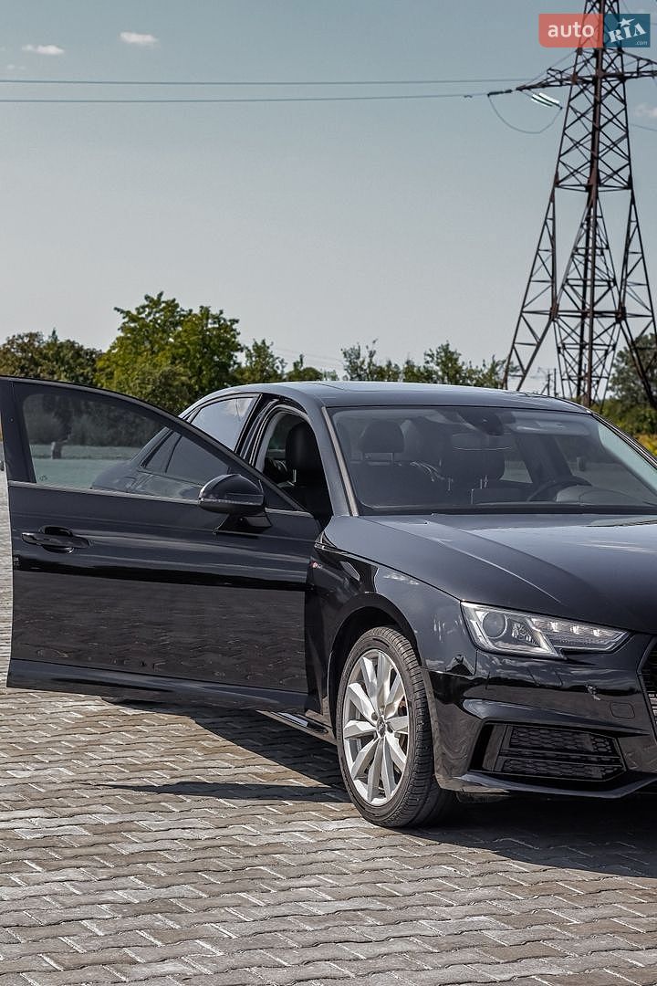 Audi A4 2018 VIN WAUKMAF47JN013150 фото оголошення 22 з 42