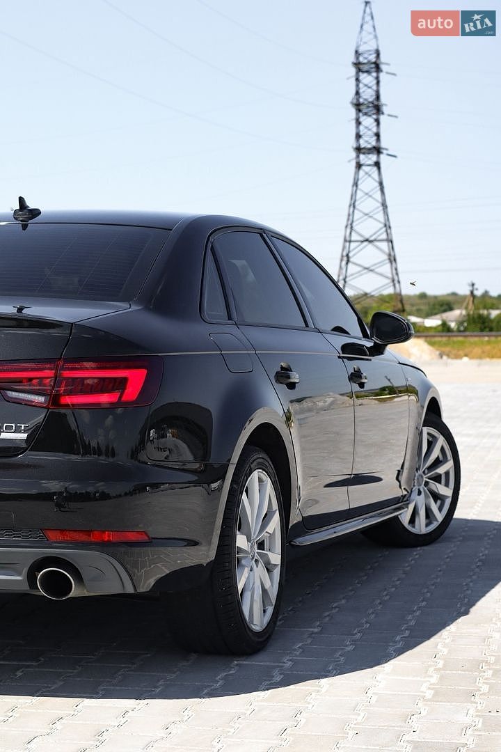 Audi A4 2018 VIN WAUKMAF47JN013150 фото оголошення 26 з 42