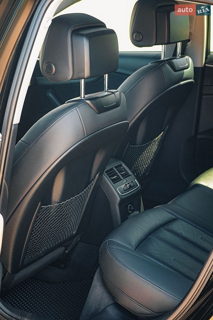 Audi A4 2018 VIN WAUKMAF47JN013150 фото оголошення 35 з 42