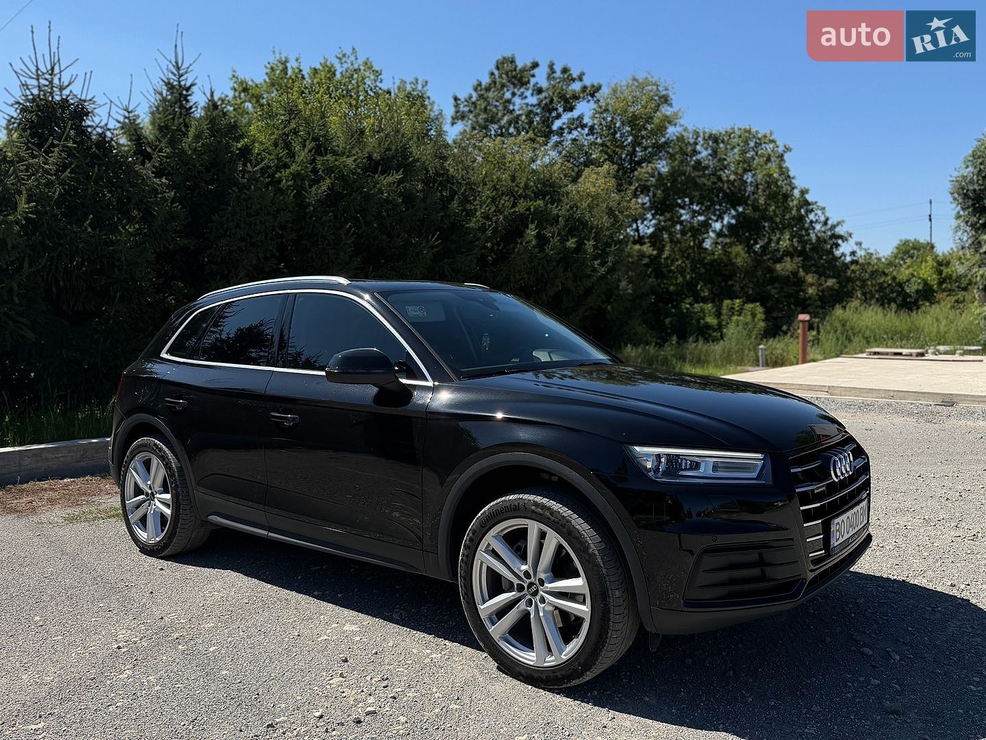 Audi Q5 2017 VIN WAUZZZFY3J2039926 фото оголошення 2 з 49