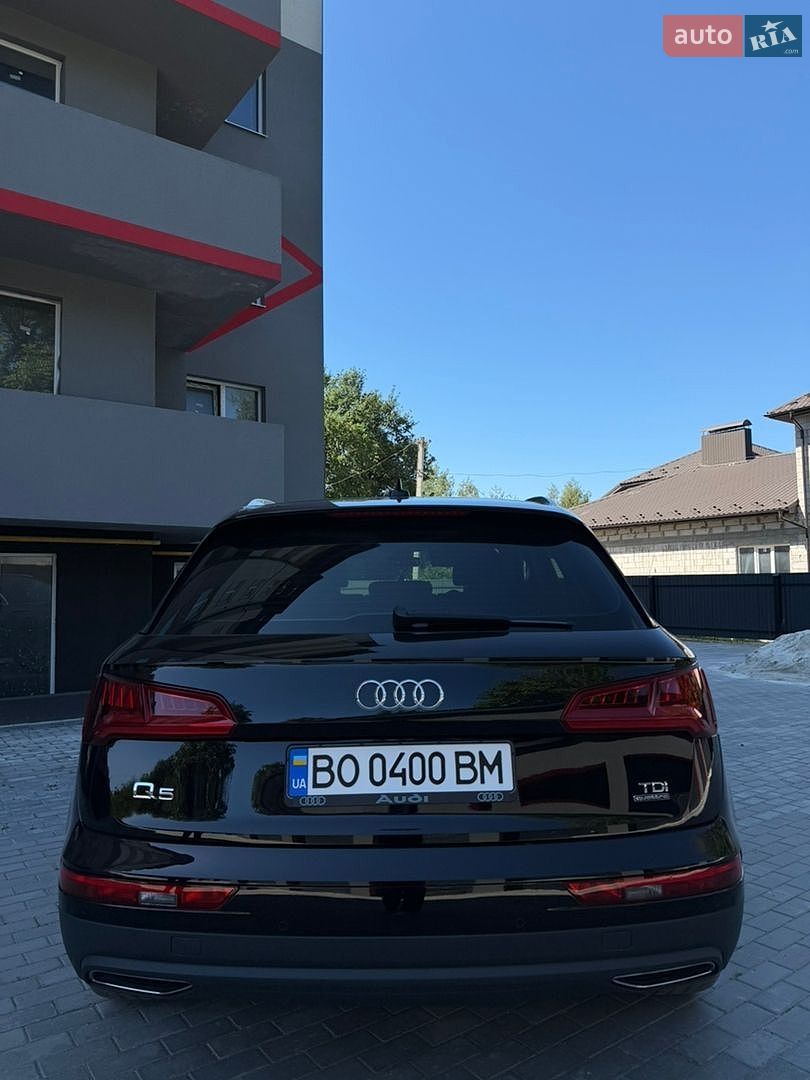 Audi Q5 2017 VIN WAUZZZFY3J2039926 фото оголошення 18 з 49
