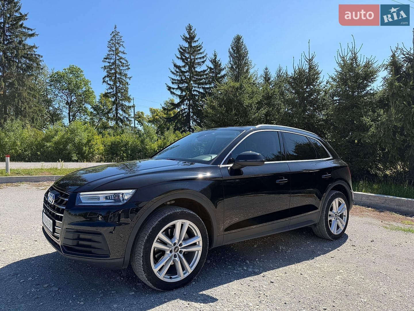Audi Q5 2017 VIN WAUZZZFY3J2039926 фото оголошення 9 з 49
