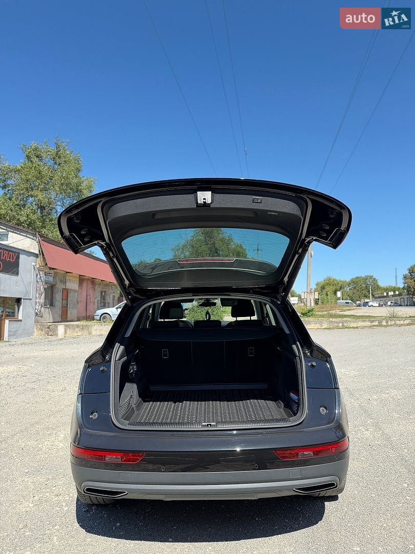 Audi Q5 2017 VIN WAUZZZFY3J2039926 фото оголошення 23 з 49