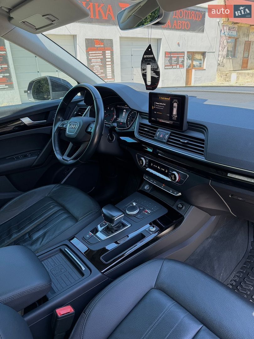 Audi Q5 2017 VIN WAUZZZFY3J2039926 фото оголошення 29 з 49