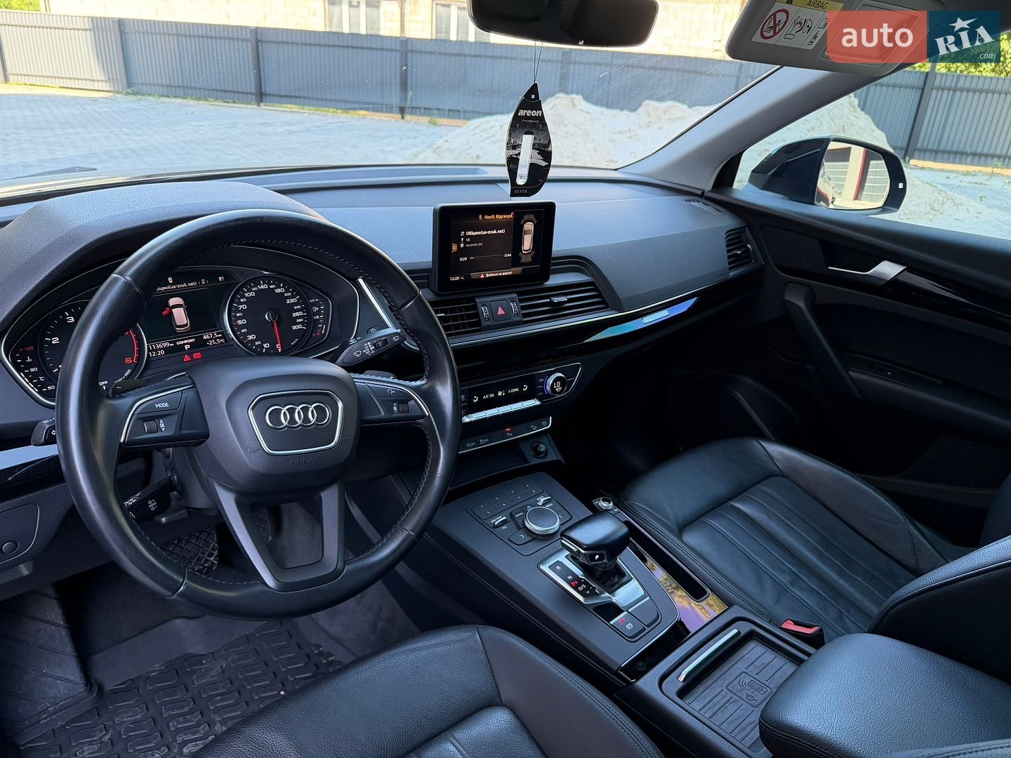 Audi Q5 2017 VIN WAUZZZFY3J2039926 фото оголошення 37 з 49
