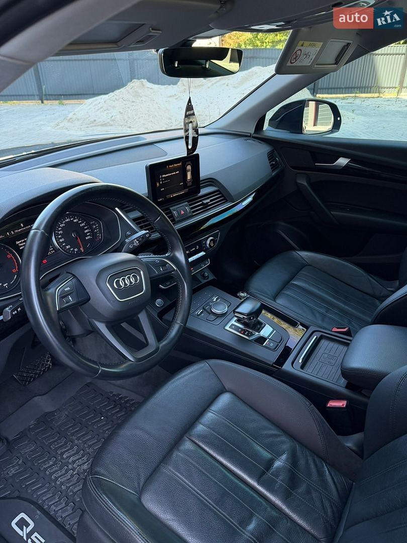 Audi Q5 2017 VIN WAUZZZFY3J2039926 фото оголошення 42 з 49