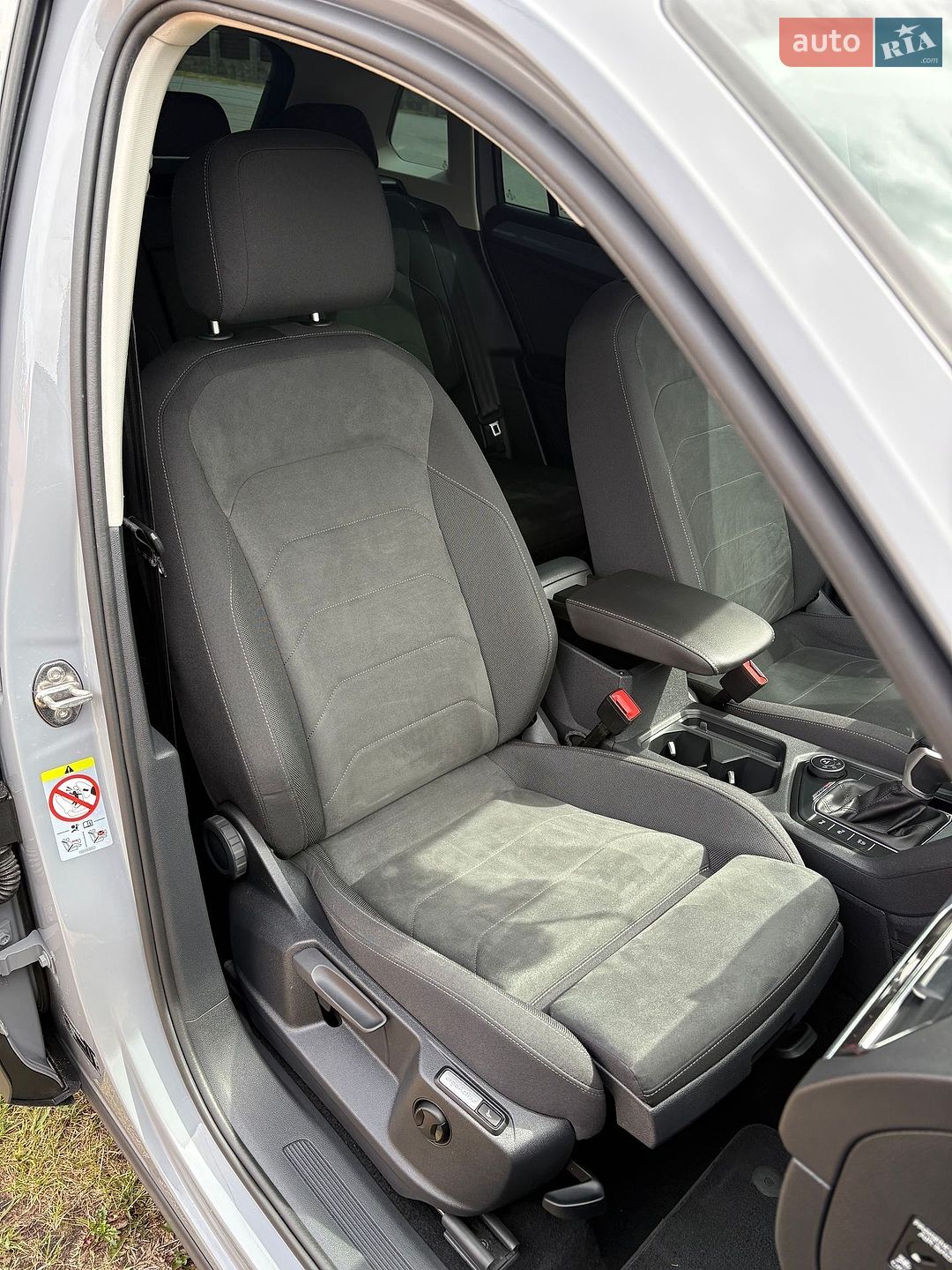 Volkswagen Tiguan 2020 VIN WVGZZZ5NZMW525834 фото оголошення 26 з 44