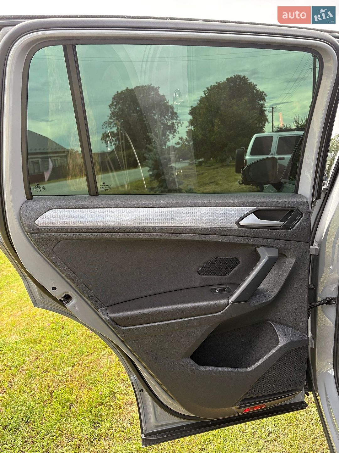 Volkswagen Tiguan 2020 VIN WVGZZZ5NZMW525834 фото оголошення 30 з 44