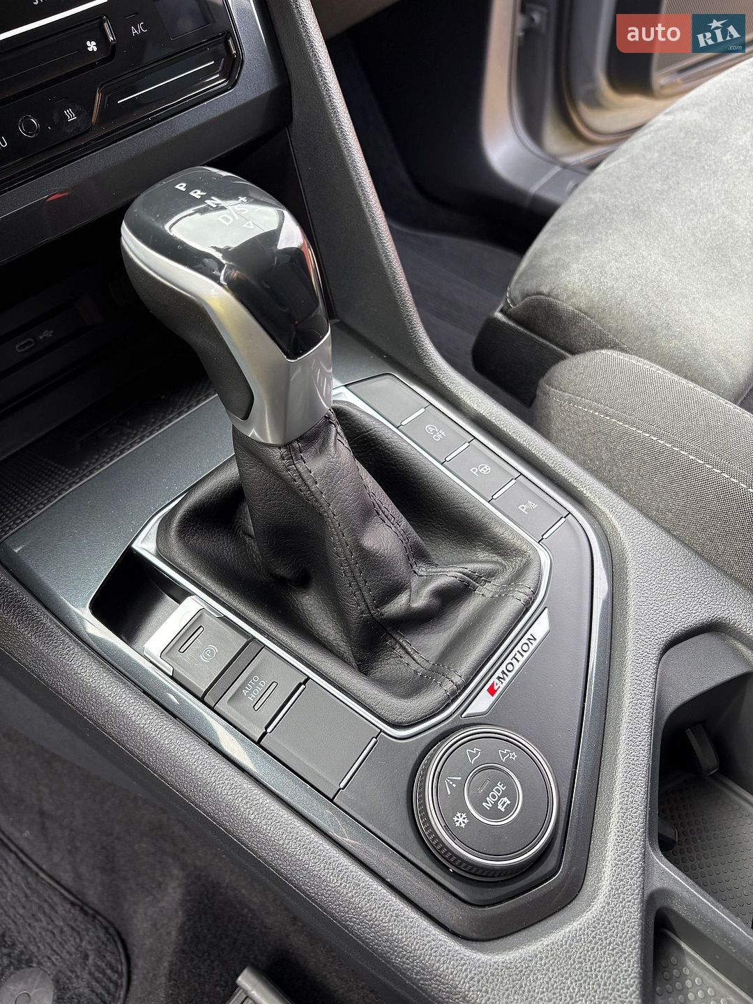 Volkswagen Tiguan 2020 VIN WVGZZZ5NZMW525834 фото оголошення 41 з 44