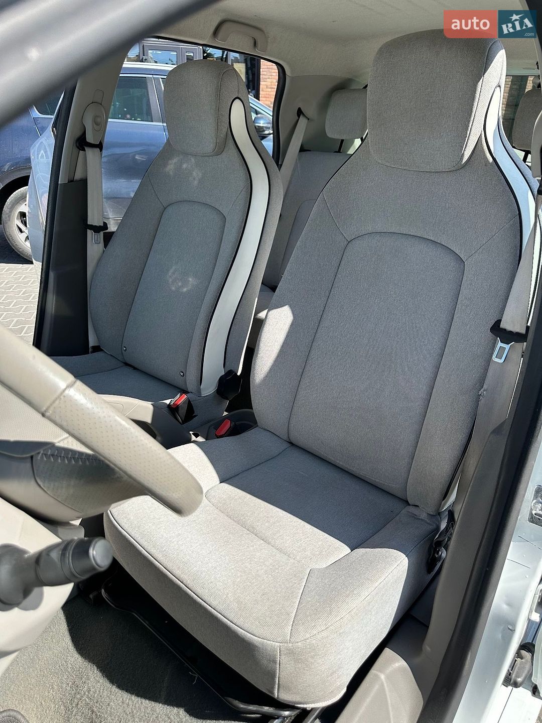 Renault Zoe 2019 VIN VF1AG000962471544 фото оголошення 10 з 18