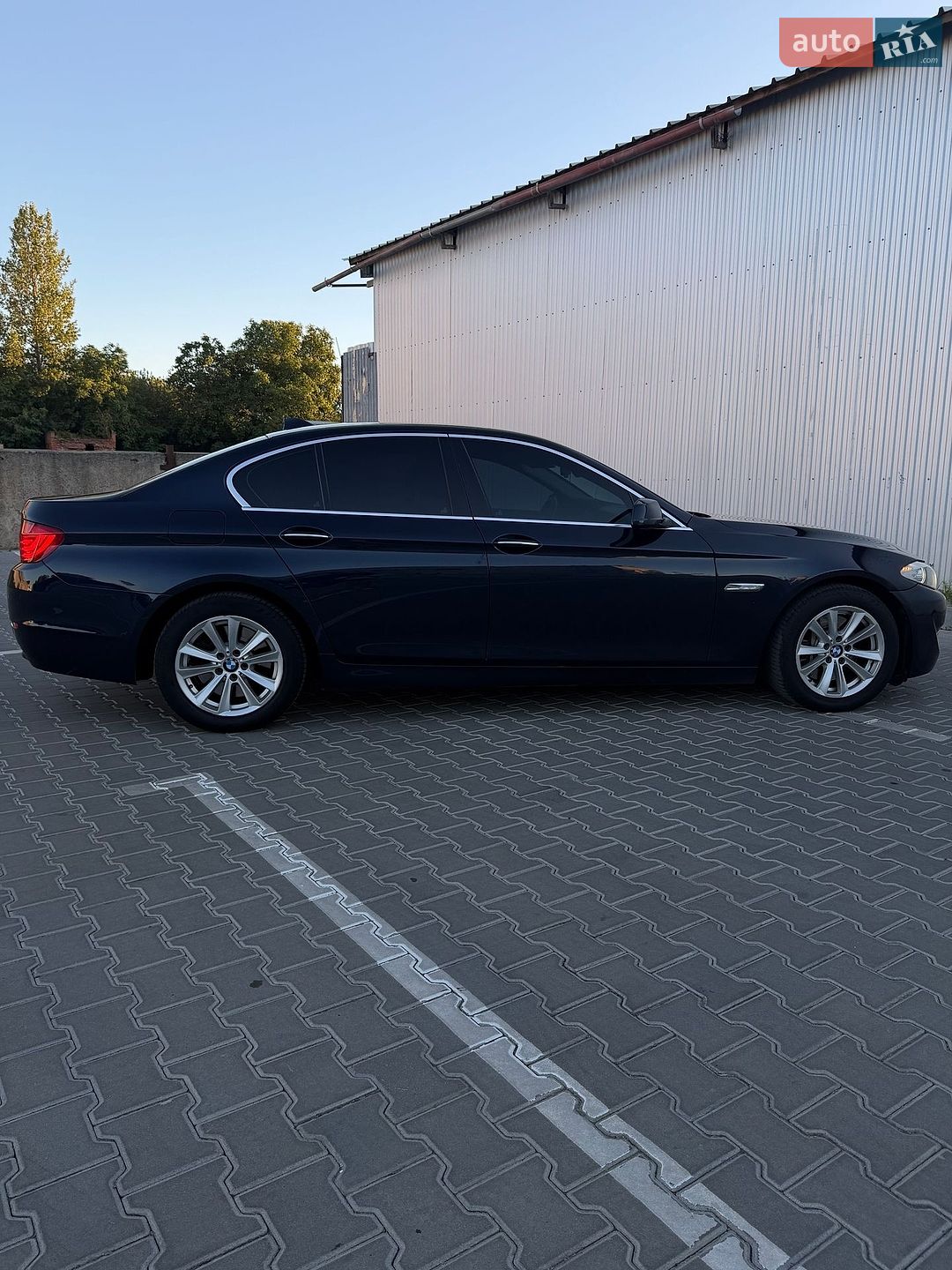 BMW 5 Series 2012 VIN WBAXA51010DW59623 фото оголошення 11 з 18