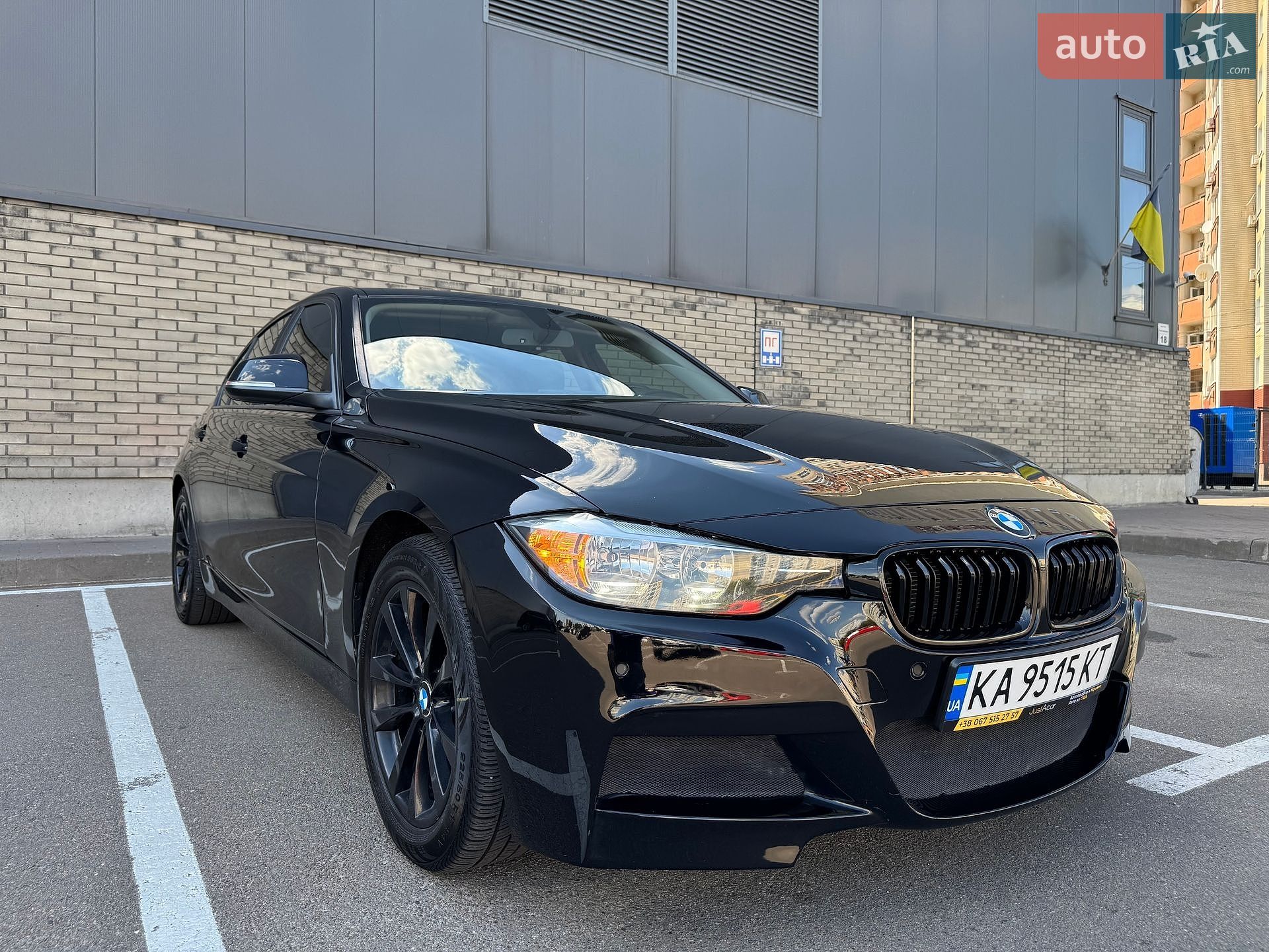 BMW 3 Series 2017 VIN WBA8A3C32HA066947 фото оголошення 31 з 36