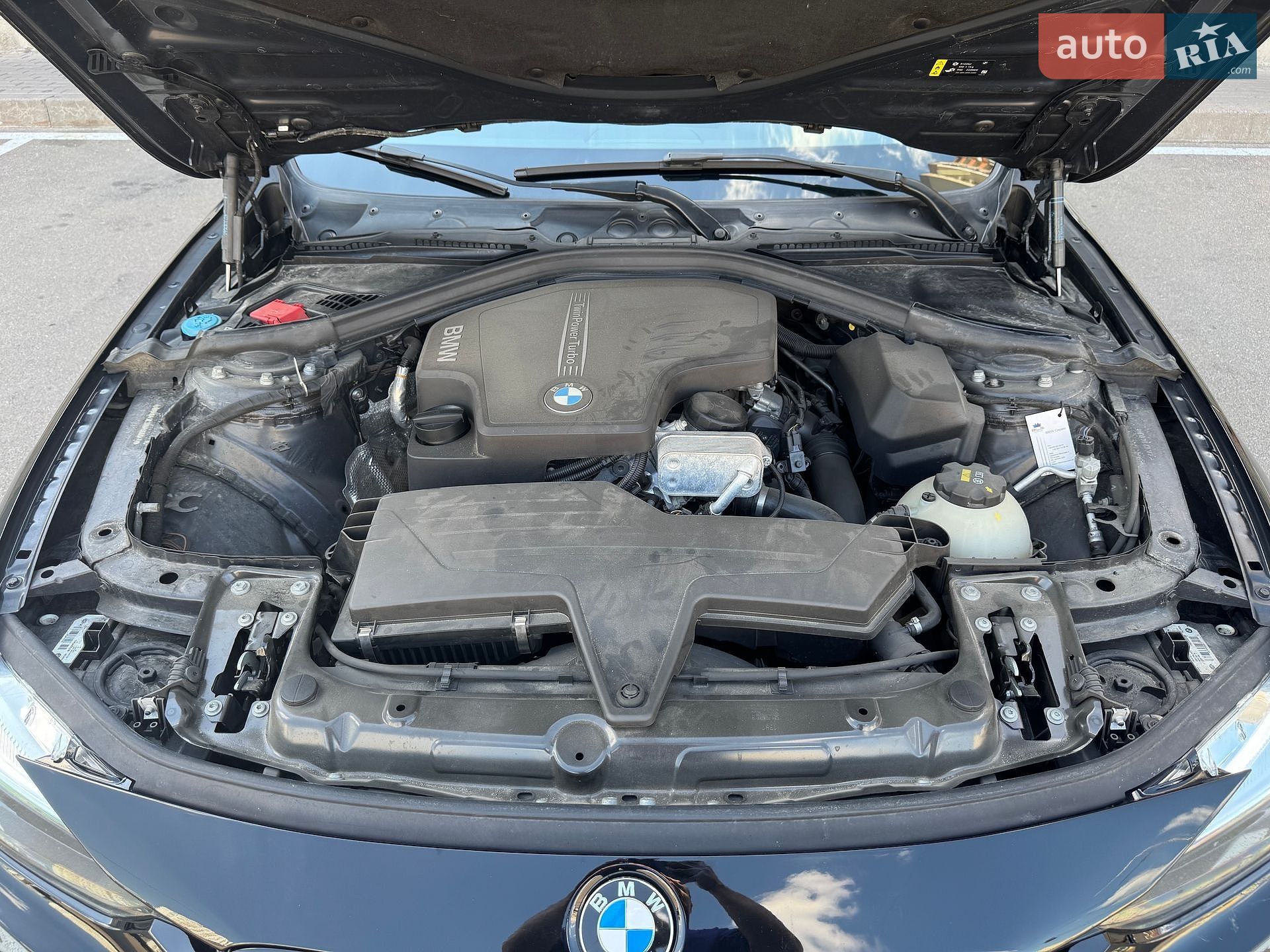 BMW 3 Series 2017 VIN WBA8A3C32HA066947 фото оголошення 35 з 36