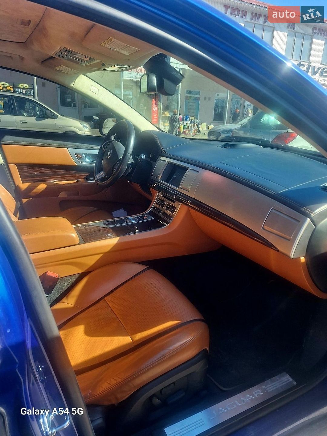 Jaguar XF 2015 VIN SAJWA0F74F8U68482 фото оголошення 3 з 19