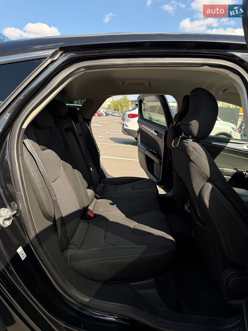 Ford Mondeo 2015 VIN WF0EXXWPCEFD62661 фото оголошення 17 з 44