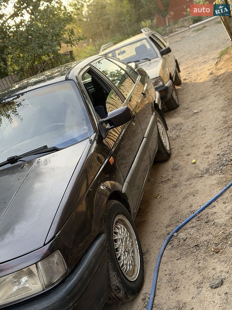 Volkswagen Passat 1992 VIN WVWZZZ31ZNE314018 фото оголошення 2 з 7