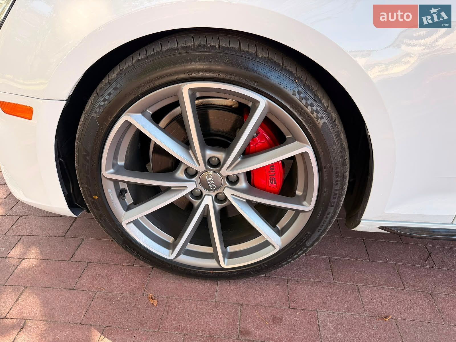 Audi A4 2018 VIN WAUENAF41JA082465 фото оголошення 29 з 30