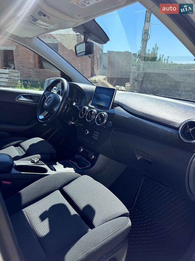 Mercedes-Benz B-Class 2016 VIN WDD2428901J010089 фото оголошення 9 з 19