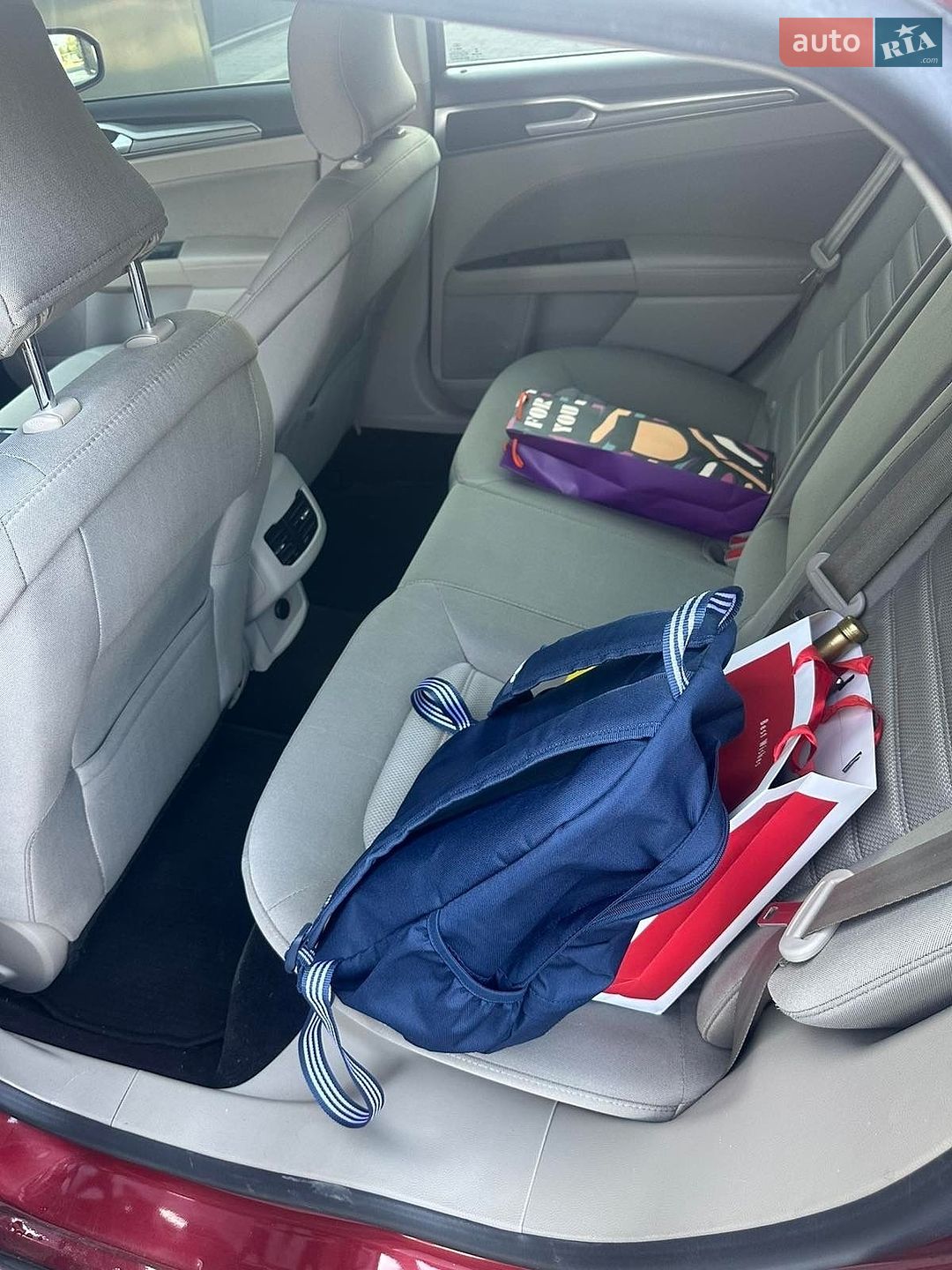 Ford Fusion 2019 VIN 3FA6P0LU9KR205636 фото оголошення 24 з 25