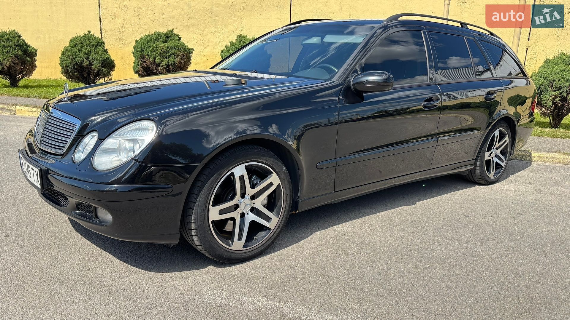 Mercedes-Benz E-Class 2005 VIN WDB2112421A801514 фото оголошення 2 з 15