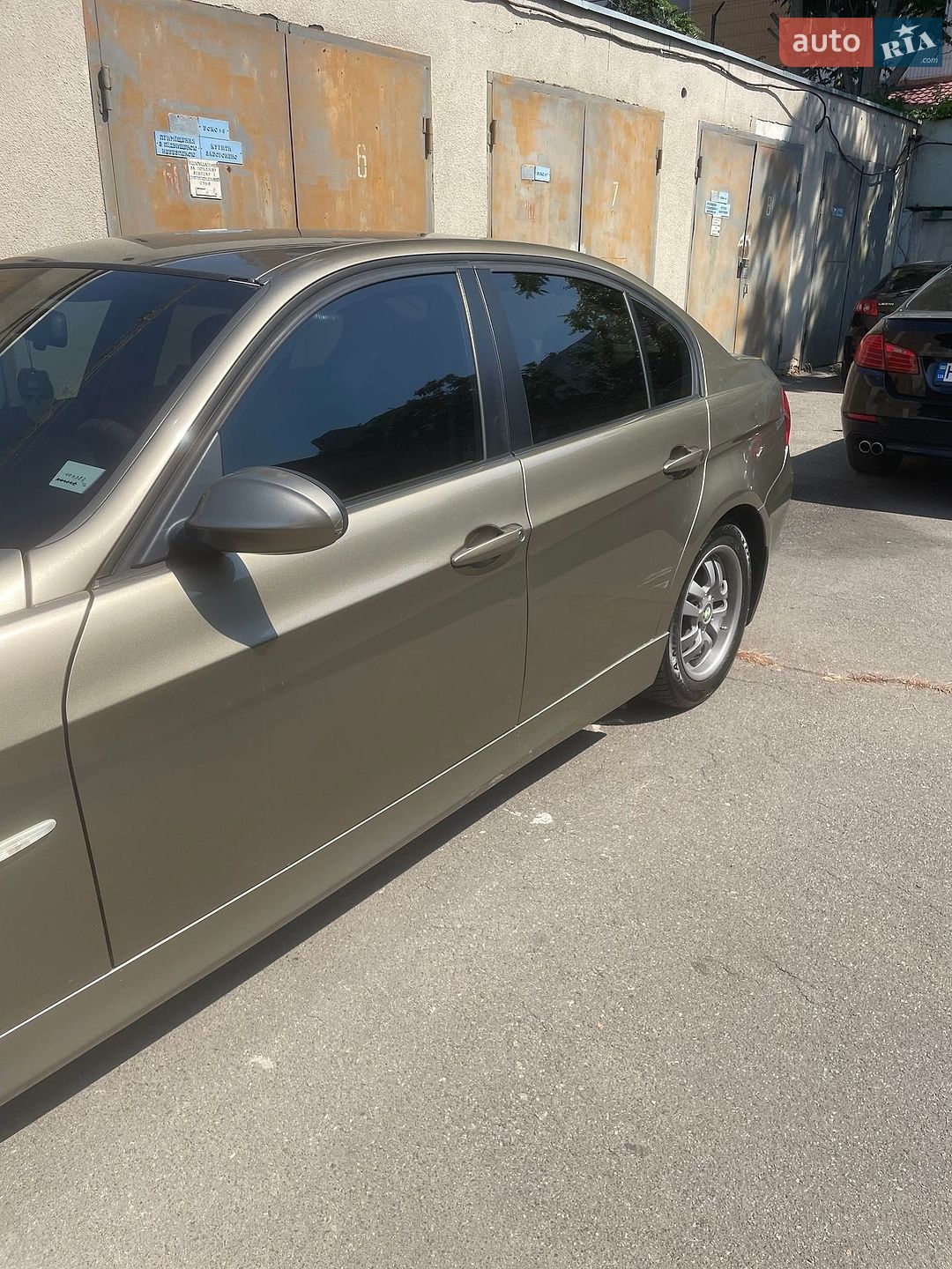 BMW 3 Series 2006 VIN WBAVA51090KR97211 фото оголошення 3 з 33
