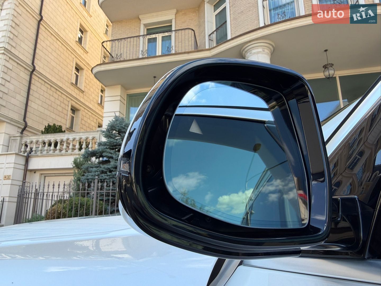 BMW X7 2020 VIN 5UXCW2C08L9B38115 фото оголошення 18 з 38