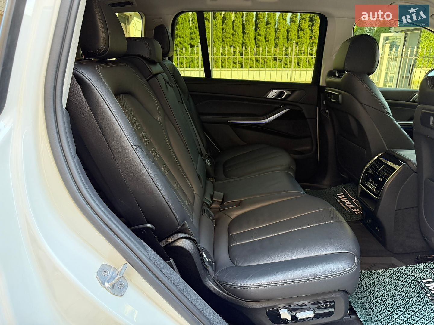 BMW X7 2020 VIN 5UXCW2C08L9B38115 фото оголошення 21 з 38