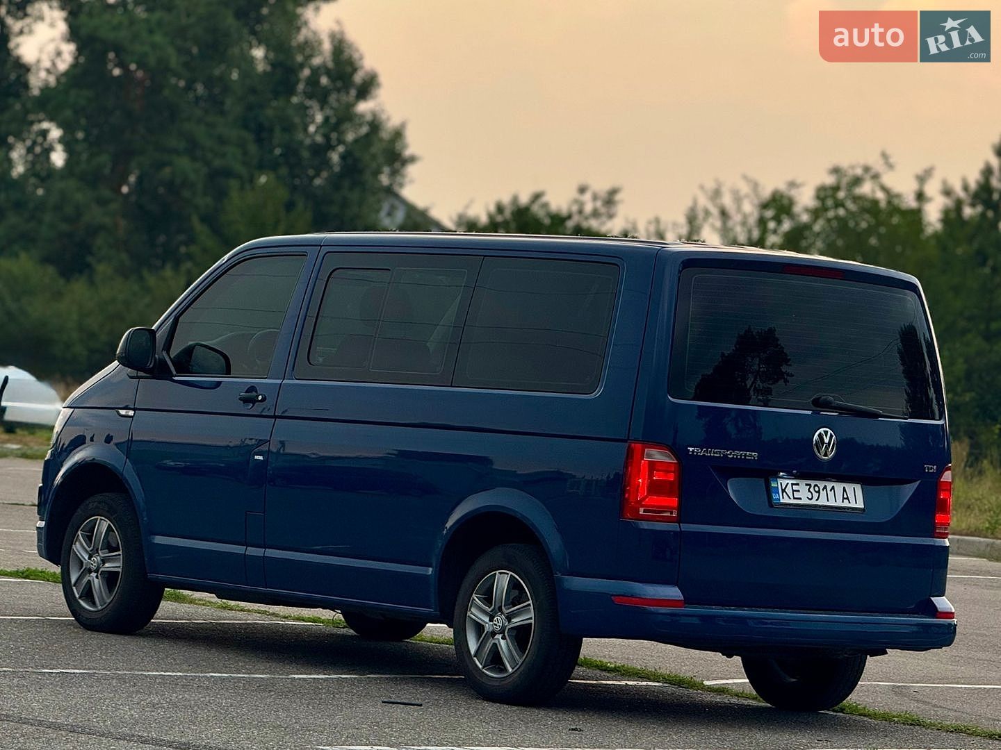Volkswagen Transporter 2016 VIN WV2ZZZ7HZHH026582 фото оголошення 12 з 37