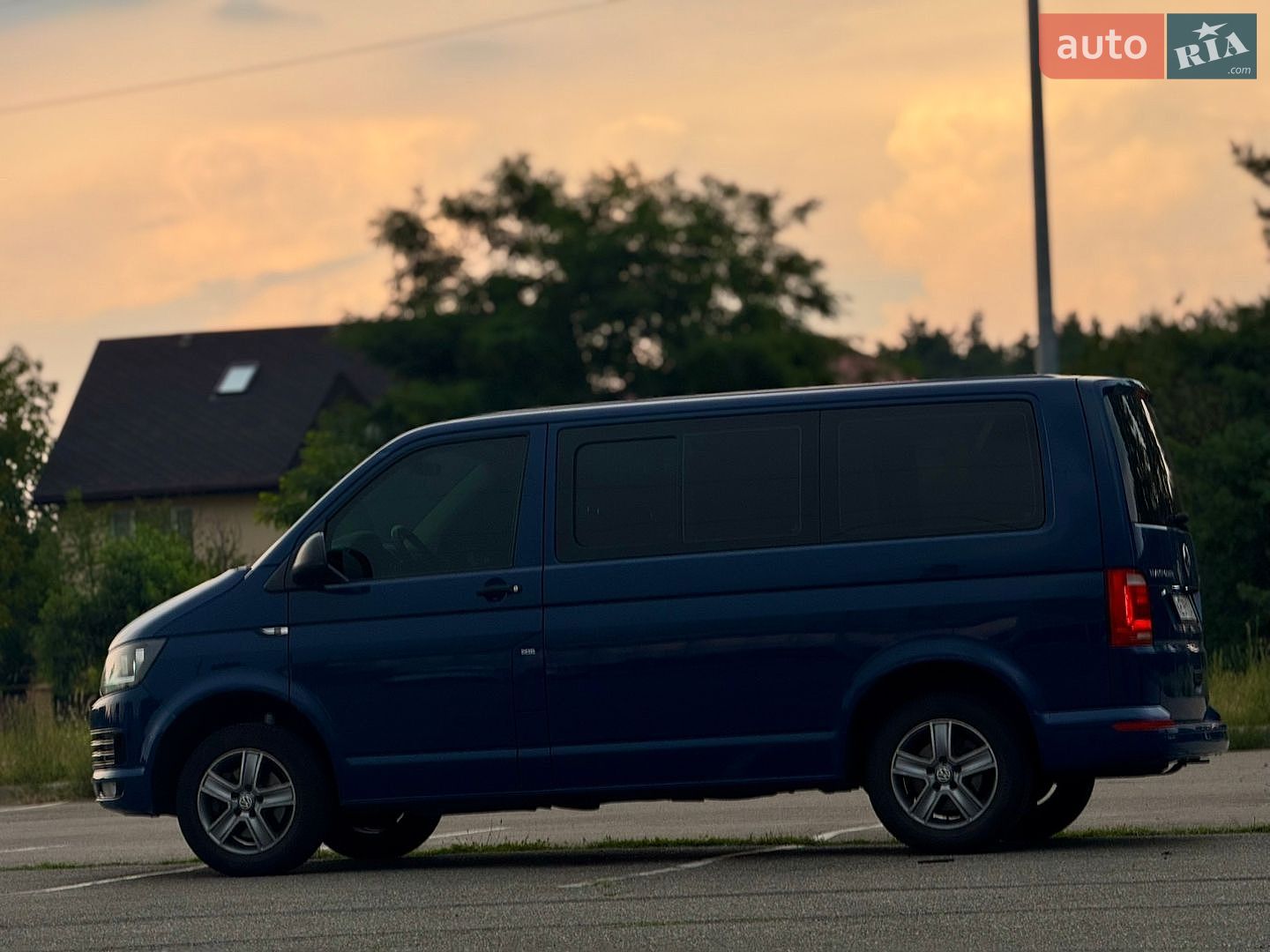 Volkswagen Transporter 2016 VIN WV2ZZZ7HZHH026582 фото оголошення 14 з 37