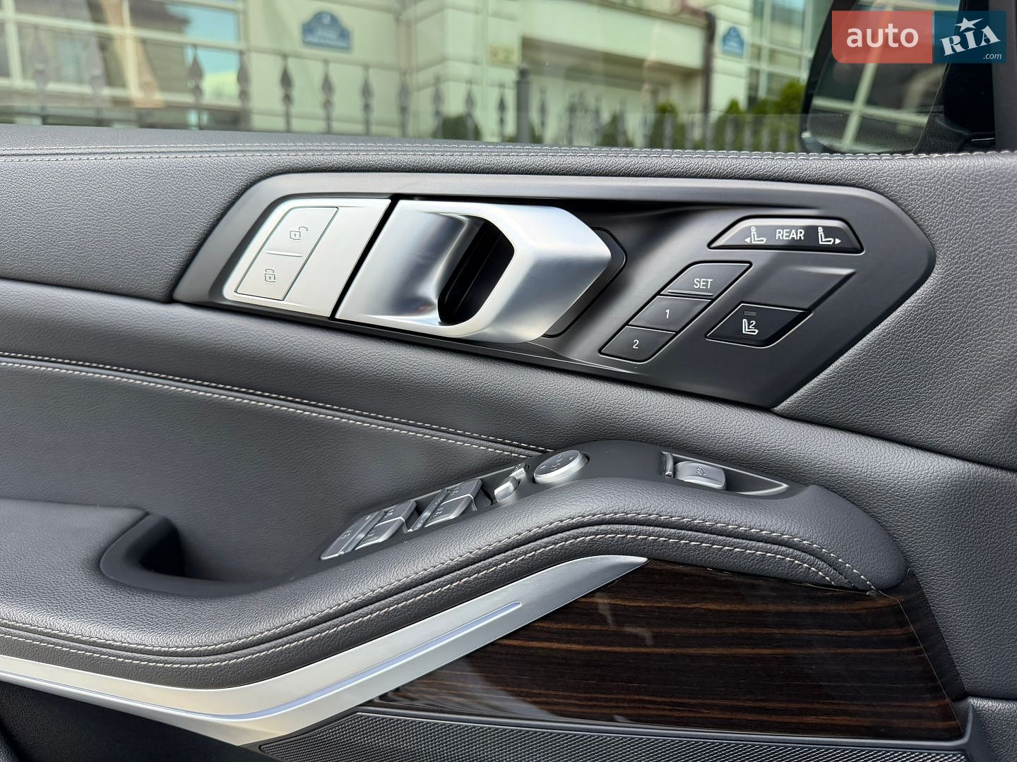 BMW X7 2020 VIN 5UXCW2C08L9B38115 фото оголошення 32 з 38
