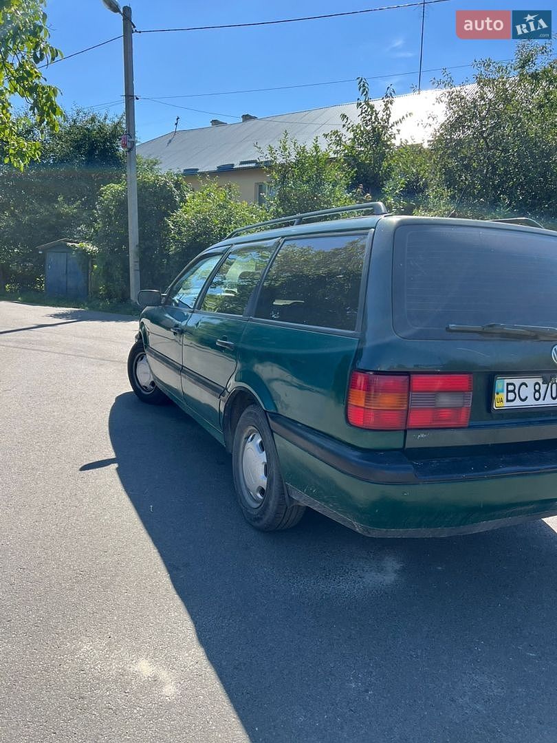 Volkswagen Passat 1994 VIN WVWZZZ3AZRE047494 фото оголошення 6 з 19