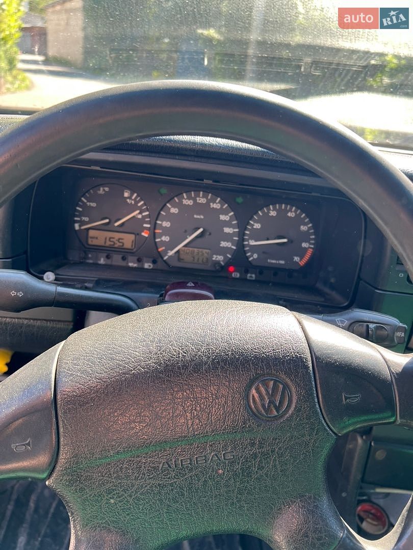 Volkswagen Passat 1994 VIN WVWZZZ3AZRE047494 фото оголошення 13 з 19