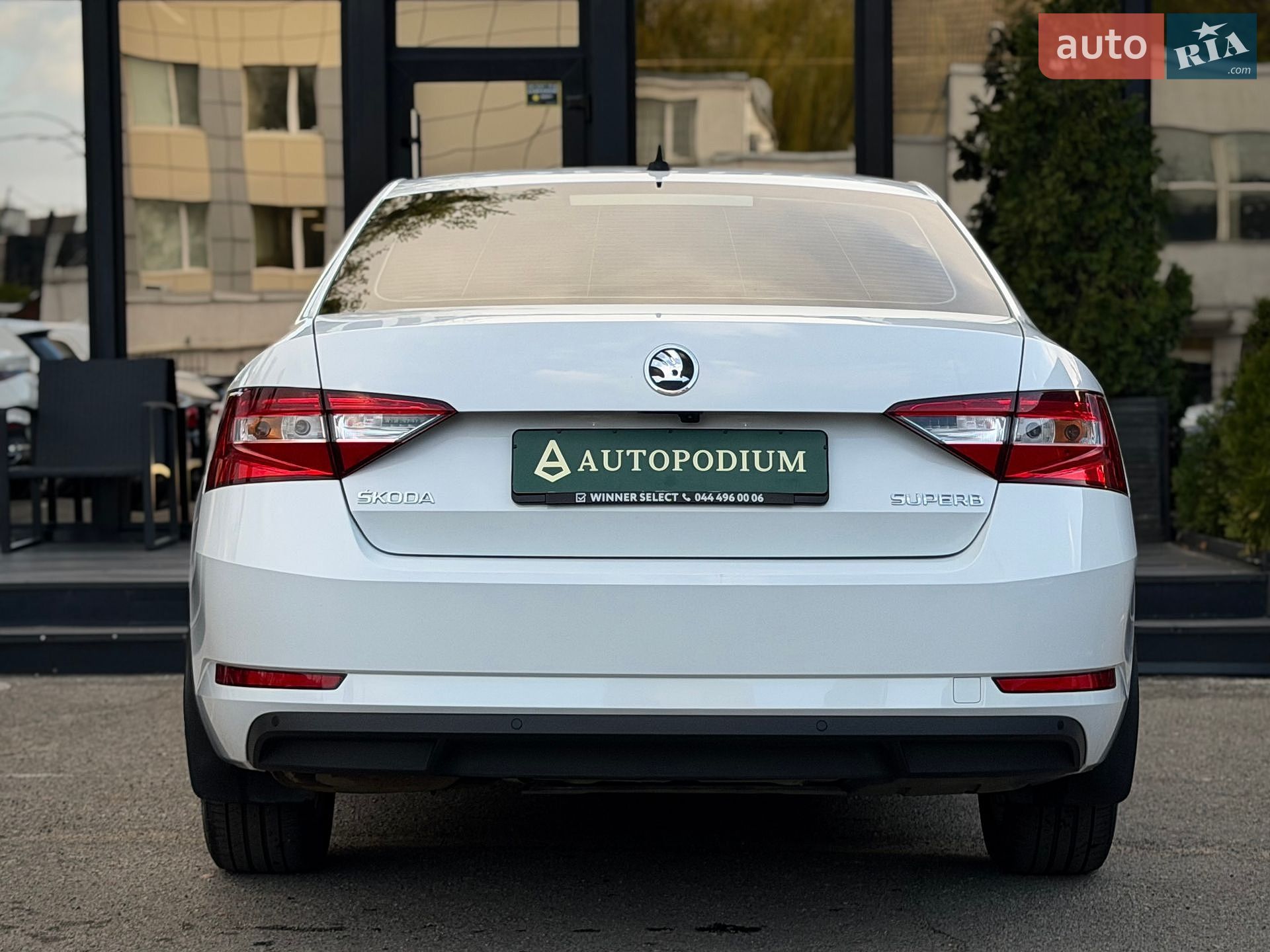 Skoda Superb 2019 VIN TMBAJ6NP4KB300223 фото оголошення 12 з 48