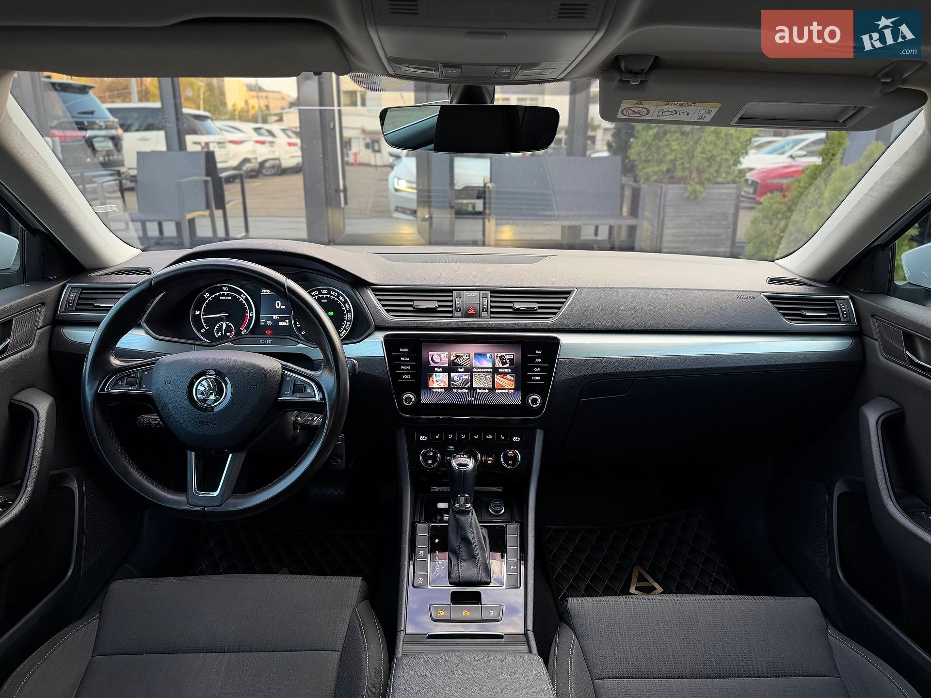 Skoda Superb 2019 VIN TMBAJ6NP4KB300223 фото оголошення 32 з 48