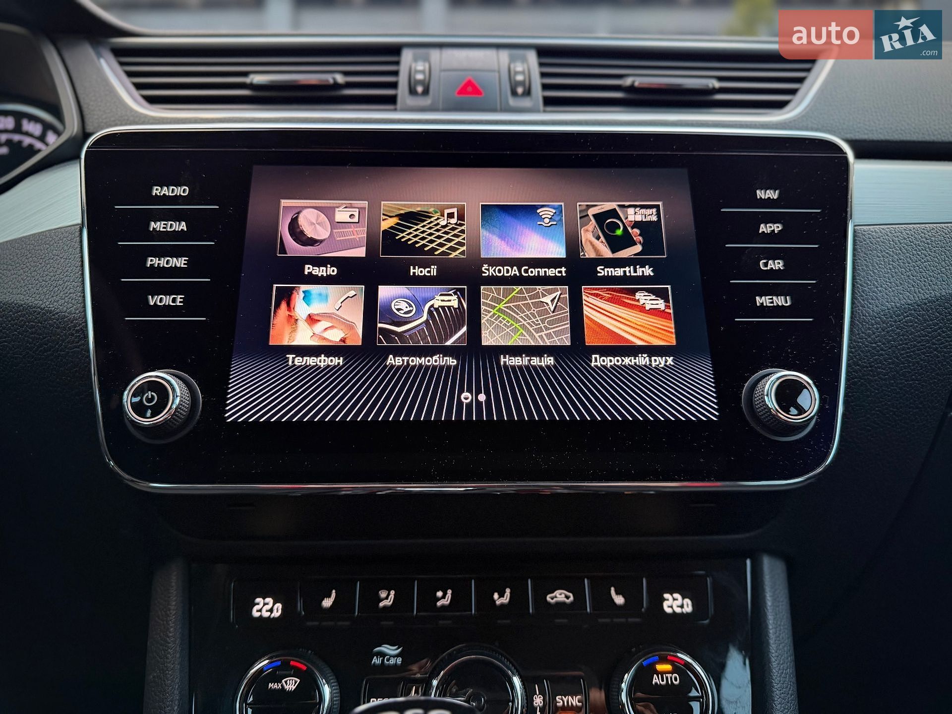 Skoda Superb 2019 VIN TMBAJ6NP4KB300223 фото оголошення 38 з 48