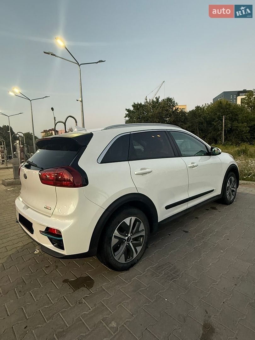 Kia Niro 2020 VIN KNDCC3LG5L5074908 фото оголошення 5 з 30