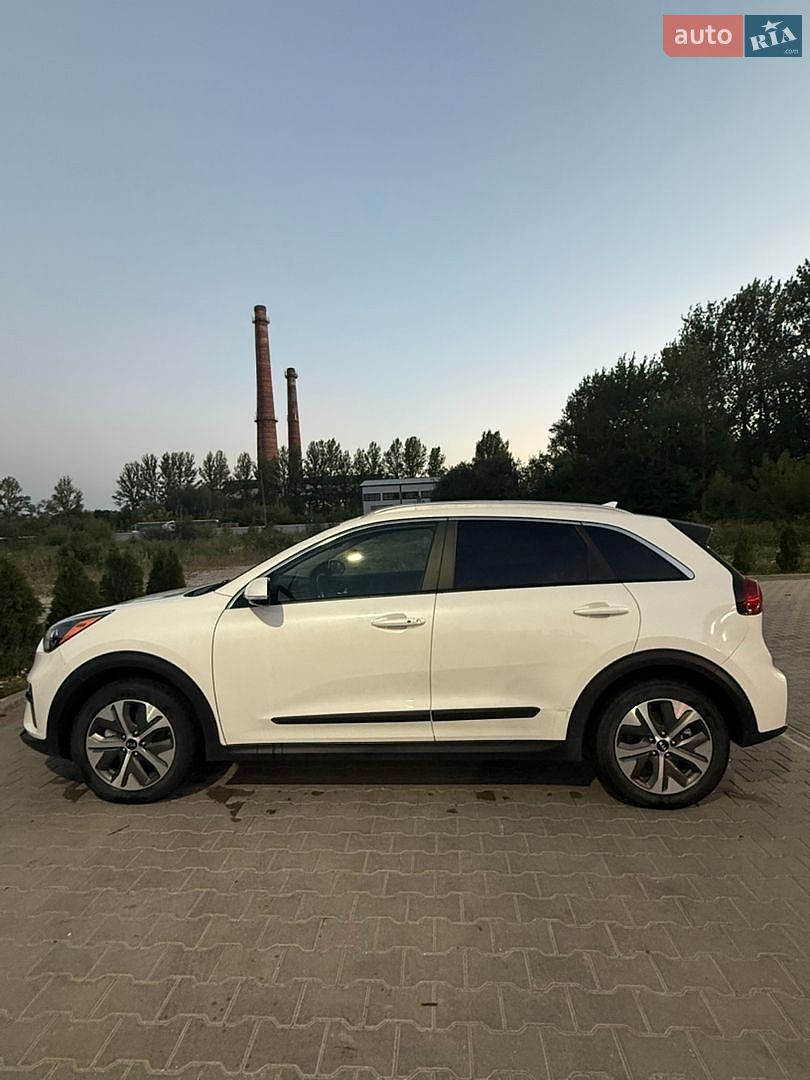 Kia Niro 2020 VIN KNDCC3LG5L5074908 фото оголошення 12 з 30
