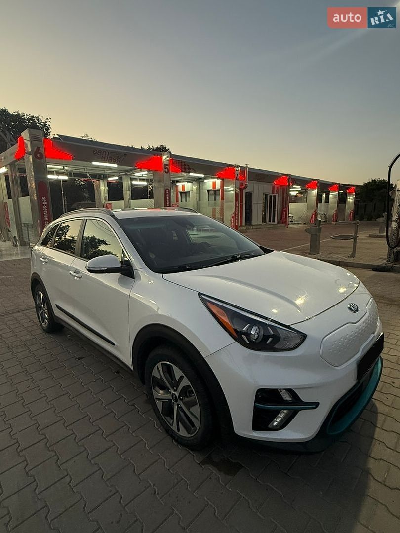 Kia Niro 2020 VIN KNDCC3LG5L5074908 фото оголошення 16 з 30
