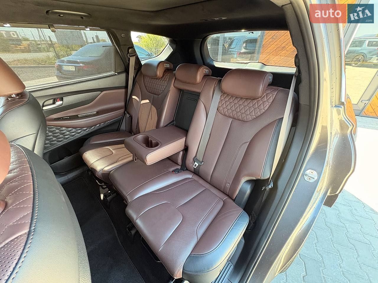 Hyundai Santa FE 2018 VIN KMHS581BBKU064365 фото оголошення 16 з 41