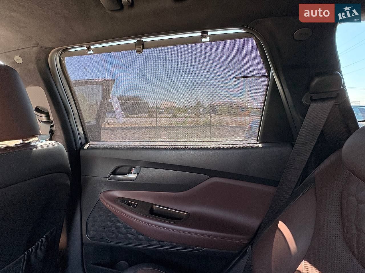 Hyundai Santa FE 2018 VIN KMHS581BBKU064365 фото оголошення 17 з 41