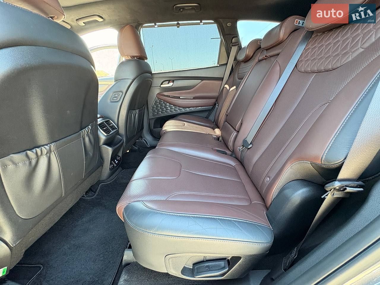 Hyundai Santa FE 2018 VIN KMHS581BBKU064365 фото оголошення 20 з 41